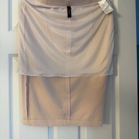 Marccain Blush Pink Pencil Skirt – Size Medium (DE 3 / US M) - Picture 3 of 4